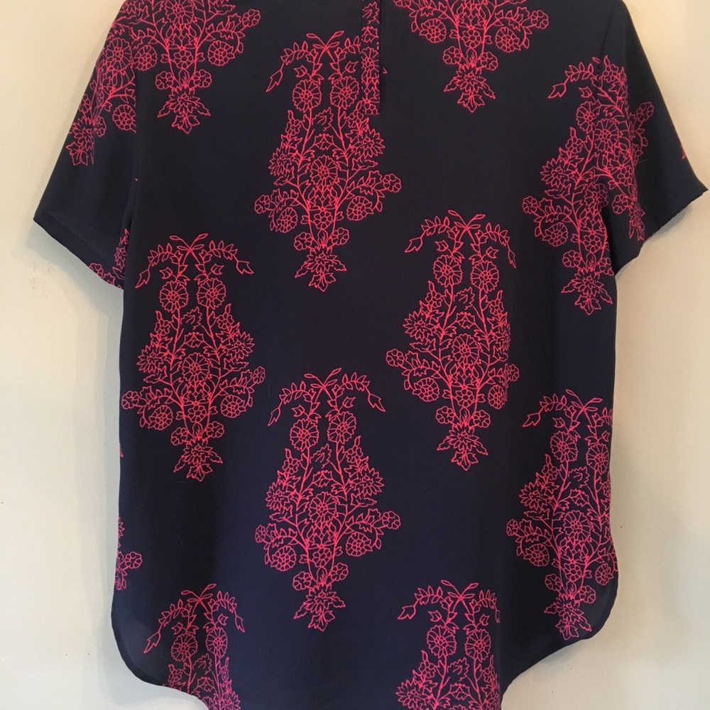Anne Taylor Loft -Short Sleeve Blouse